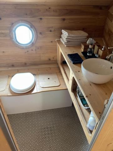 Cabane Flottante Millenium Varanges Exterior photo